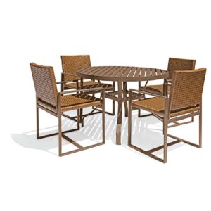 Conjunto de Mesa de Jantar Domus, com estrutura de alumínio e revestida de fibra sintética